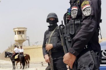 Policías egipcios