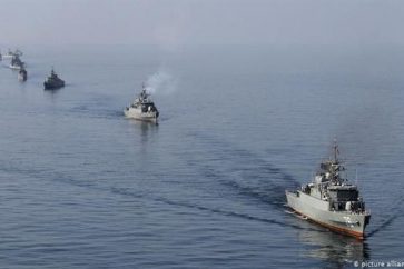 Navíos iraníes en el Estrecho de Ormuz