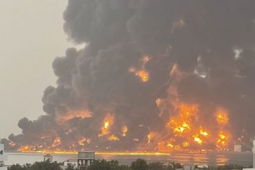 refinerias-incendiadas-hudaida-ataque-israeli