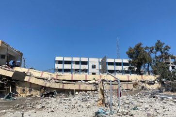 Escuela bombardeada de Mustafa Hafez en Gaza