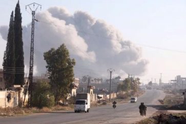 Humo en Rashidin, fuera de Alepo