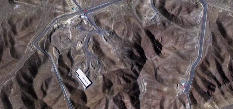  <a href="https://spanish.almanartv.com.lb/1235533">La inteligencia estadounidense contradice a Trump y afirma que las instalaciones nucleares de Irán están intactas tras los ataques</a>