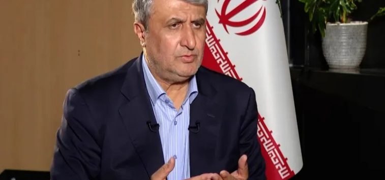  <a href="https://spanish.almanartv.com.lb/1235577">Irán afirma que no hay pausa en su programa nuclear y ha comenzado la reconstrucción de las instalaciones dañadas</a>