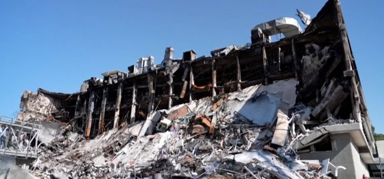  <a href="https://spanish.almanartv.com.lb/1240824">The Telegraph: Irán habría atacado cinco bases militares israelíes durante una guerra de 12 días</a>